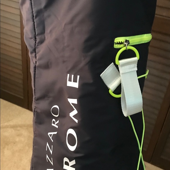 Azzaro Chrome Sports Bag - Picture 2 of 6